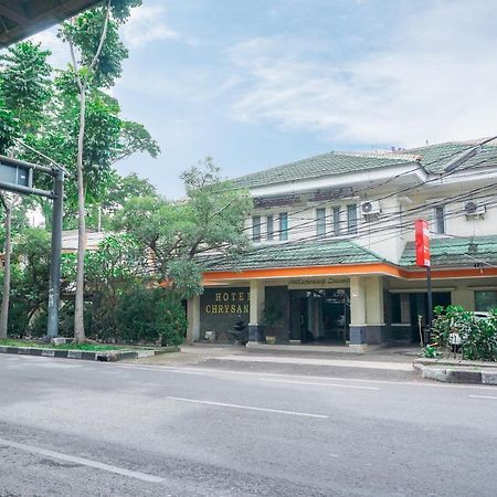 Oyo 2085 Chrysanta Hotel Бандунг Экстерьер фото