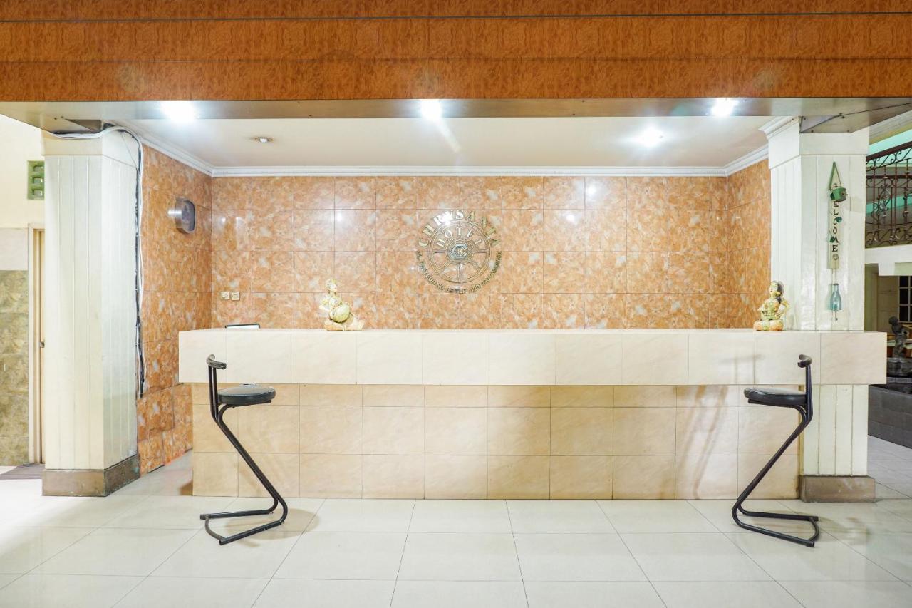 Oyo 2085 Chrysanta Hotel Бандунг Экстерьер фото